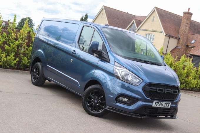 2025 Ford Transit Custom