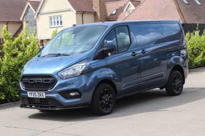 2025 Ford Transit Custom