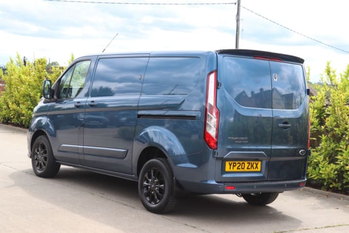 2025 Ford Transit Custom