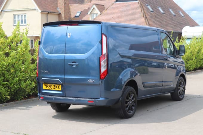 2025 Ford Transit Custom
