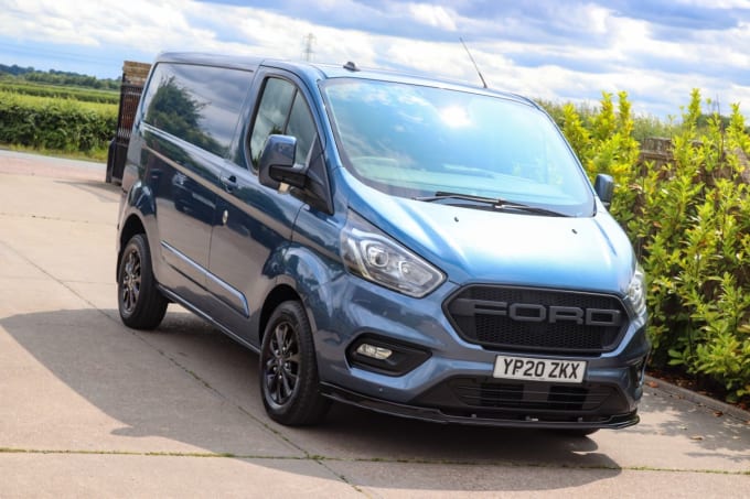 2025 Ford Transit Custom