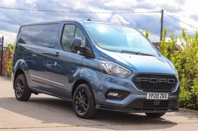 2025 Ford Transit Custom