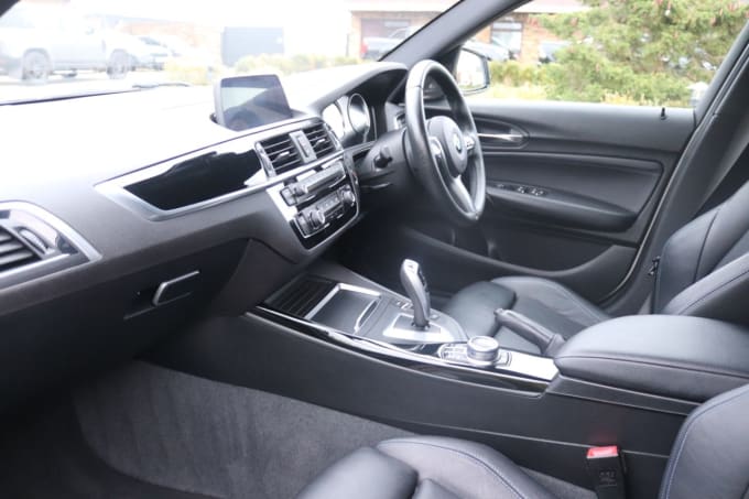 2025 BMW 1 Series
