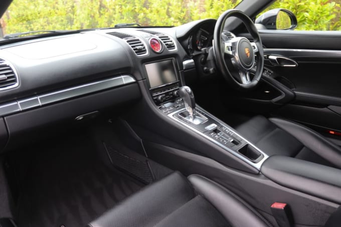 2025 Porsche Boxster