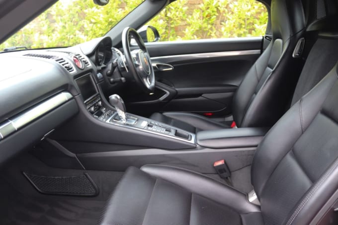 2025 Porsche Boxster