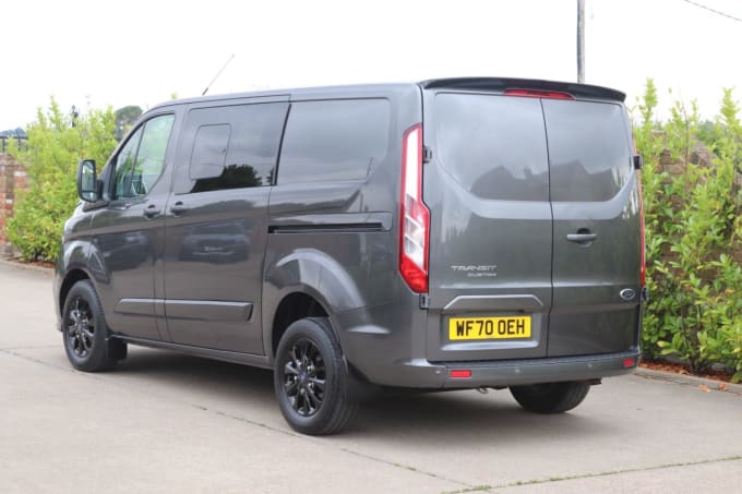 2025 Ford Transit Custom