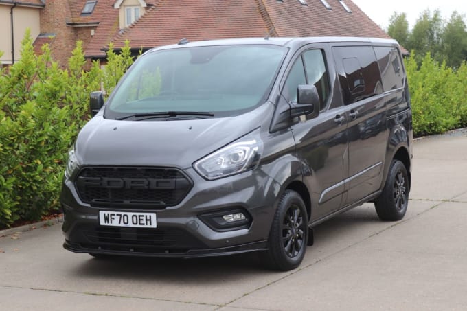 2025 Ford Transit Custom