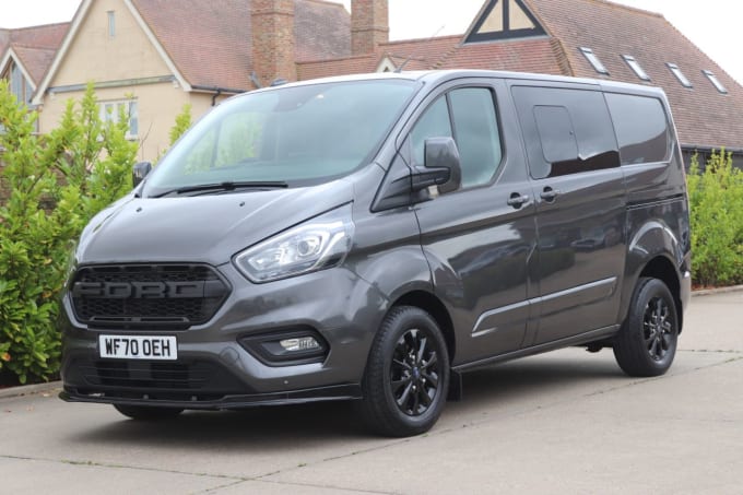 2025 Ford Transit Custom