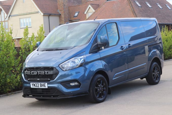 2025 Ford Transit Custom