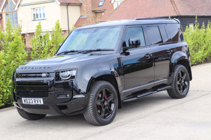 2025 Land Rover Defender