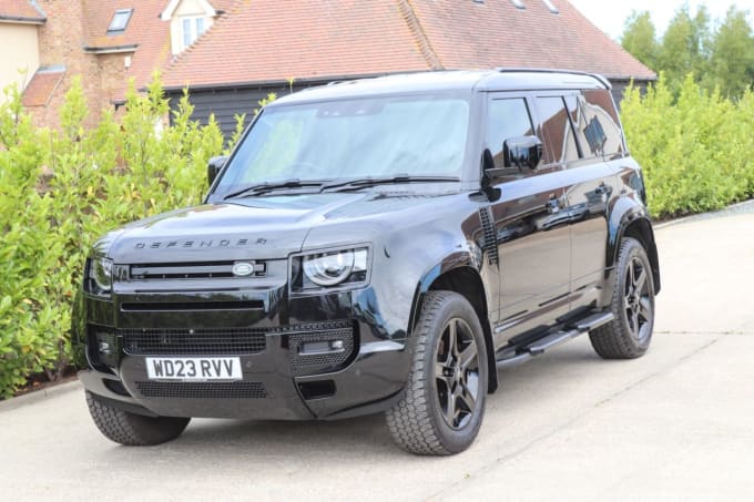 2025 Land Rover Defender
