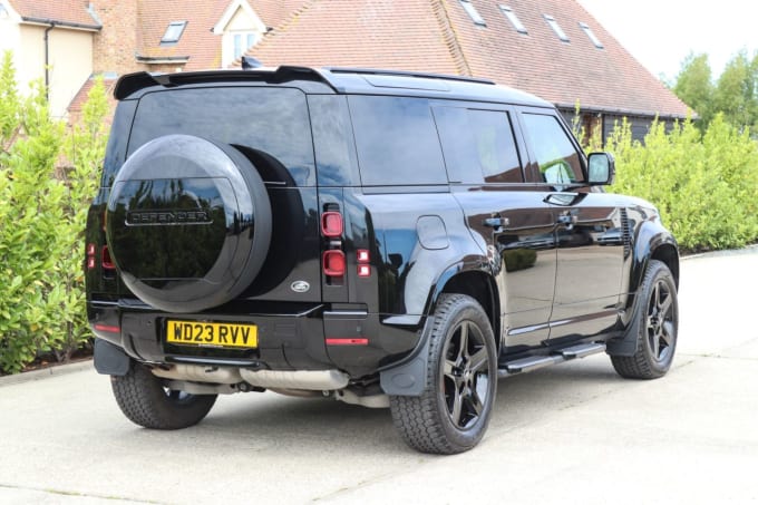 2025 Land Rover Defender
