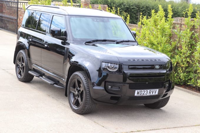 2025 Land Rover Defender