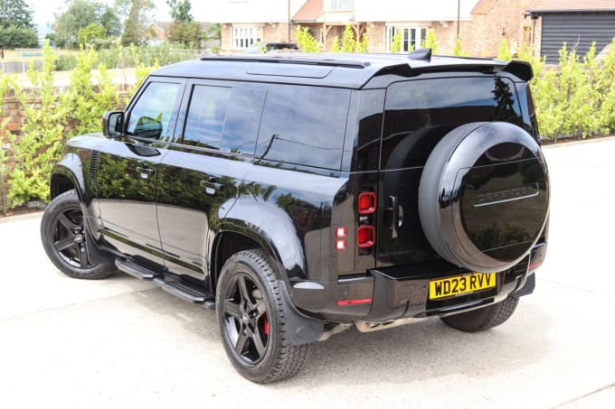 2025 Land Rover Defender