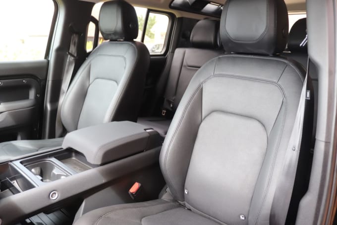 2025 Land Rover Defender