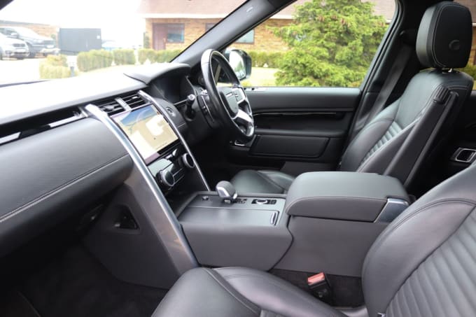 2025 Land Rover Discovery