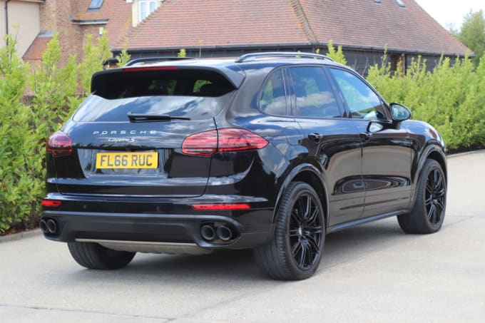 2025 Porsche Cayenne