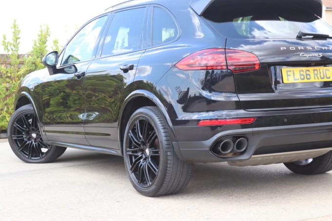 2025 Porsche Cayenne