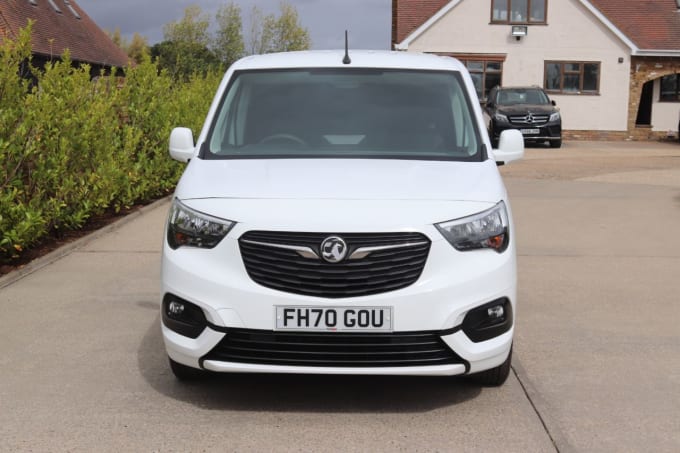 2025 Vauxhall Combo