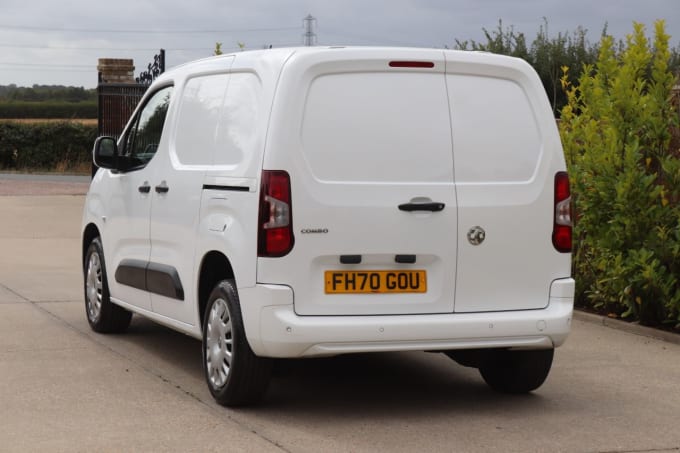 2025 Vauxhall Combo