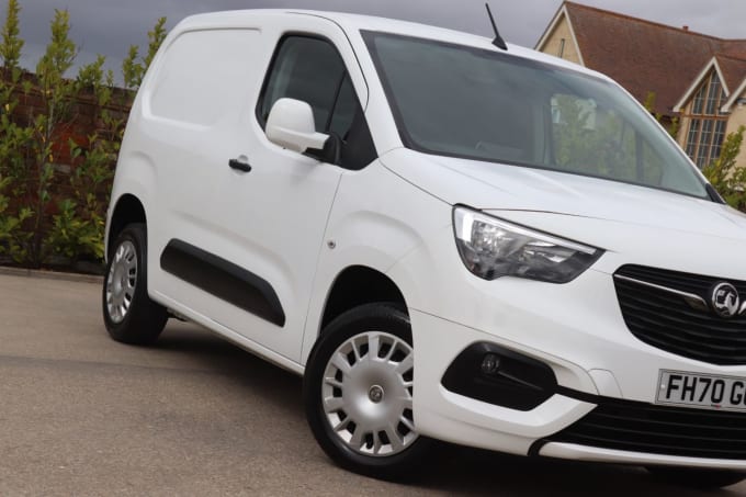 2025 Vauxhall Combo