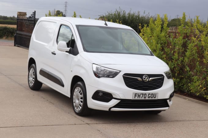 2025 Vauxhall Combo