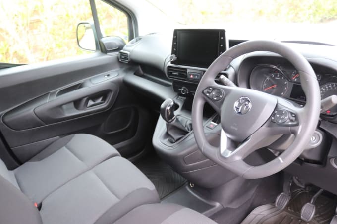 2025 Vauxhall Combo