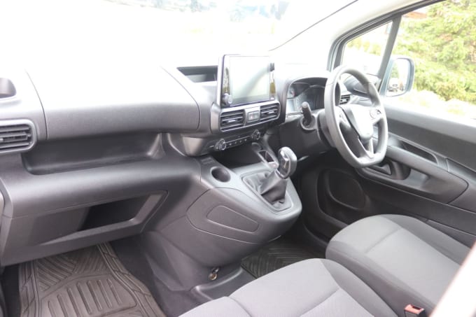 2025 Vauxhall Combo