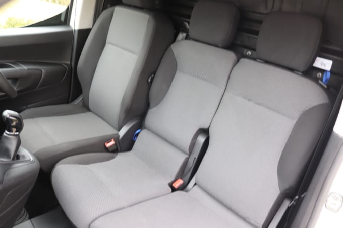 2025 Vauxhall Combo