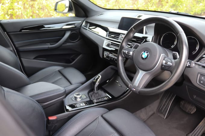 2025 BMW X1