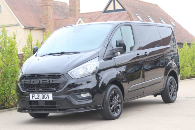 2025 Ford Transit Custom