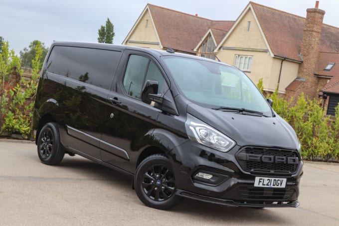 2025 Ford Transit Custom