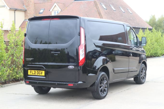 2025 Ford Transit Custom