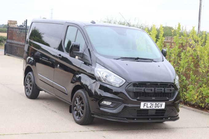 2025 Ford Transit Custom
