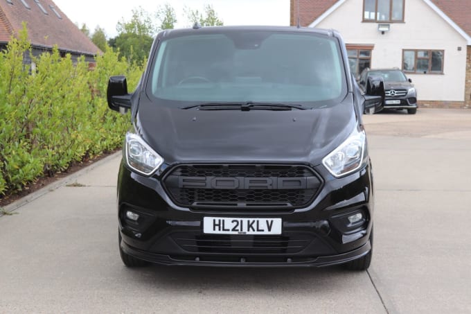 2025 Ford Transit Custom