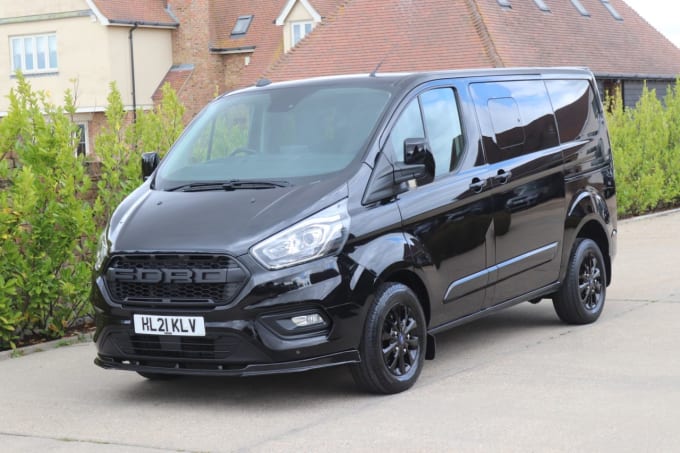 2025 Ford Transit Custom