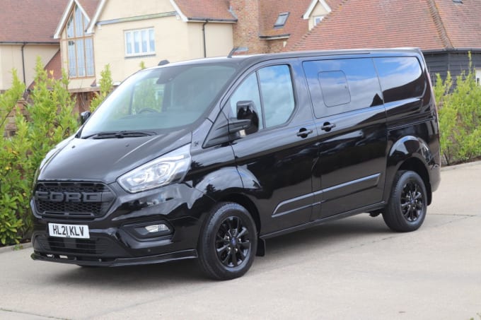 2025 Ford Transit Custom