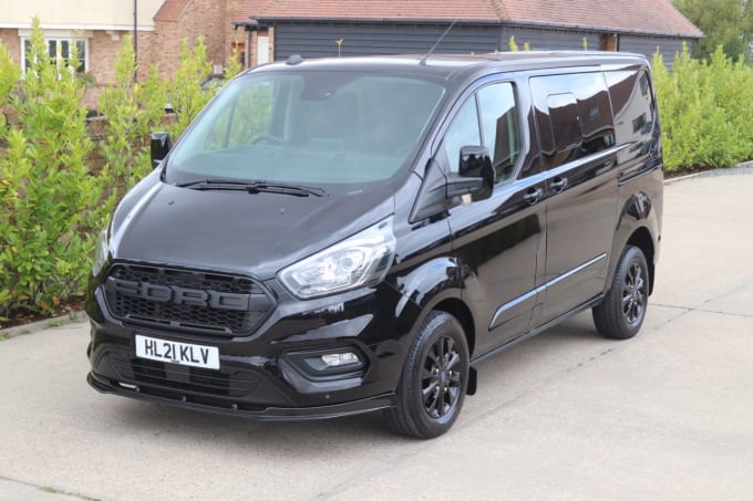 2025 Ford Transit Custom