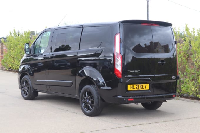 2025 Ford Transit Custom