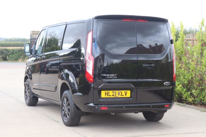 2025 Ford Transit Custom