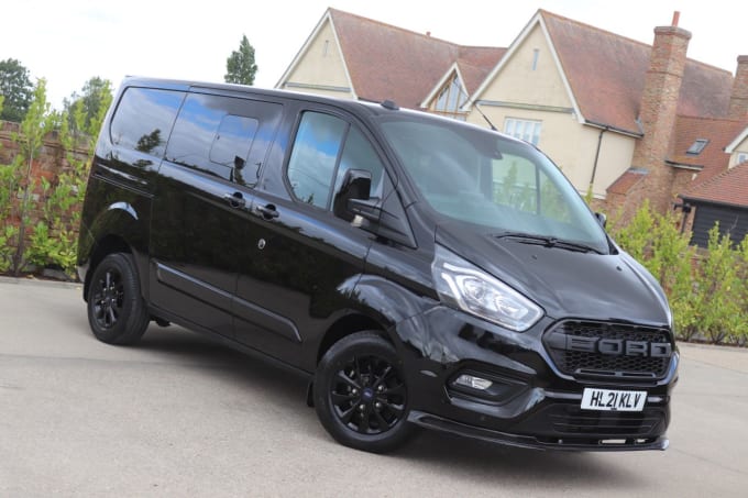 2025 Ford Transit Custom