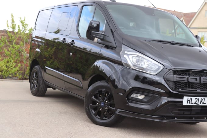 2025 Ford Transit Custom