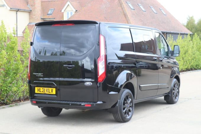 2025 Ford Transit Custom