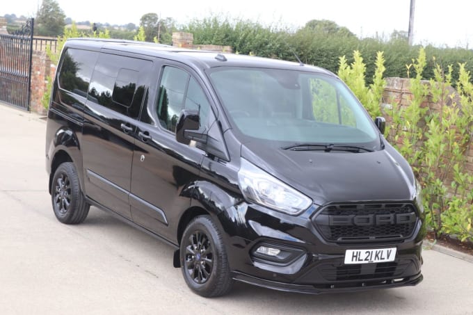 2025 Ford Transit Custom