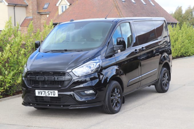 2025 Ford Transit Custom