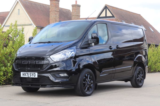 2025 Ford Transit Custom