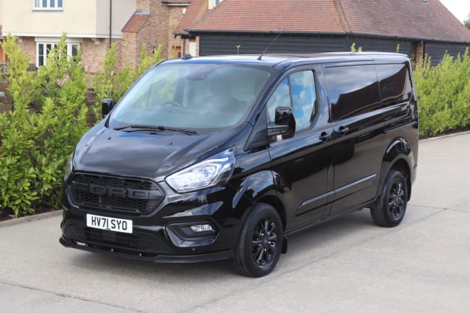2025 Ford Transit Custom