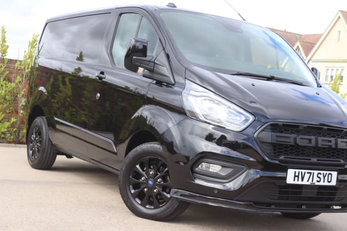 2025 Ford Transit Custom
