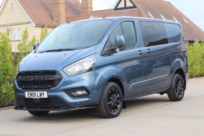 2025 Ford Transit Custom