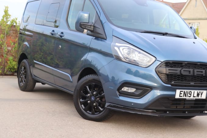 2025 Ford Transit Custom